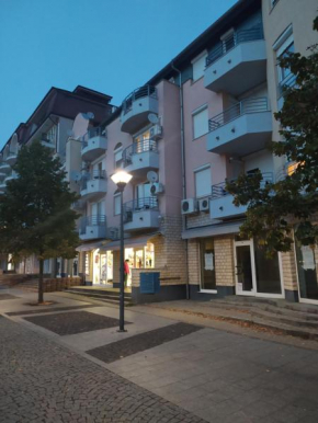 Hévíz Tavirózsa Apartman